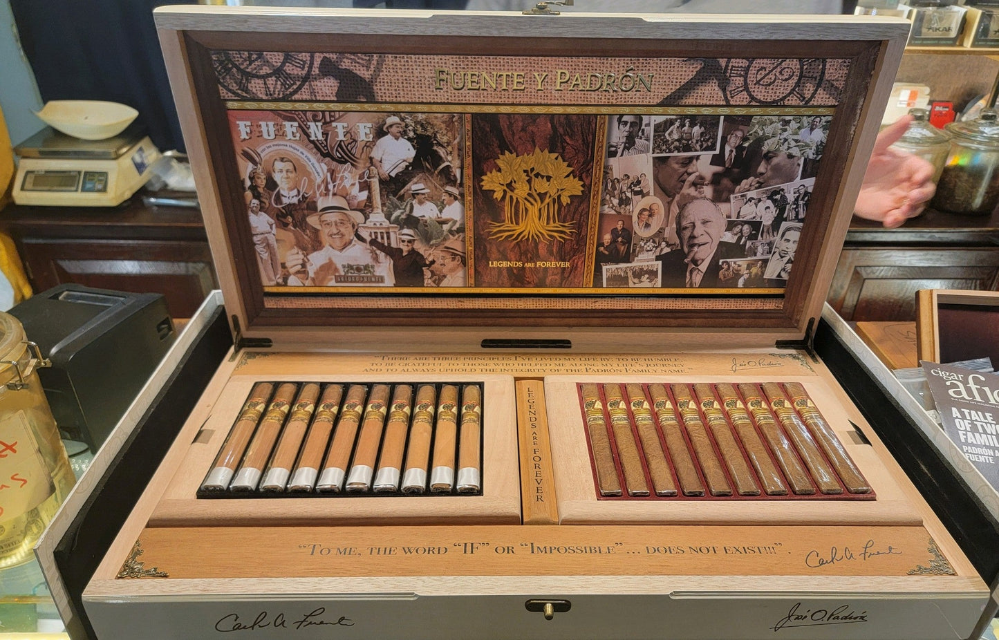 Fuente y Padron Legends